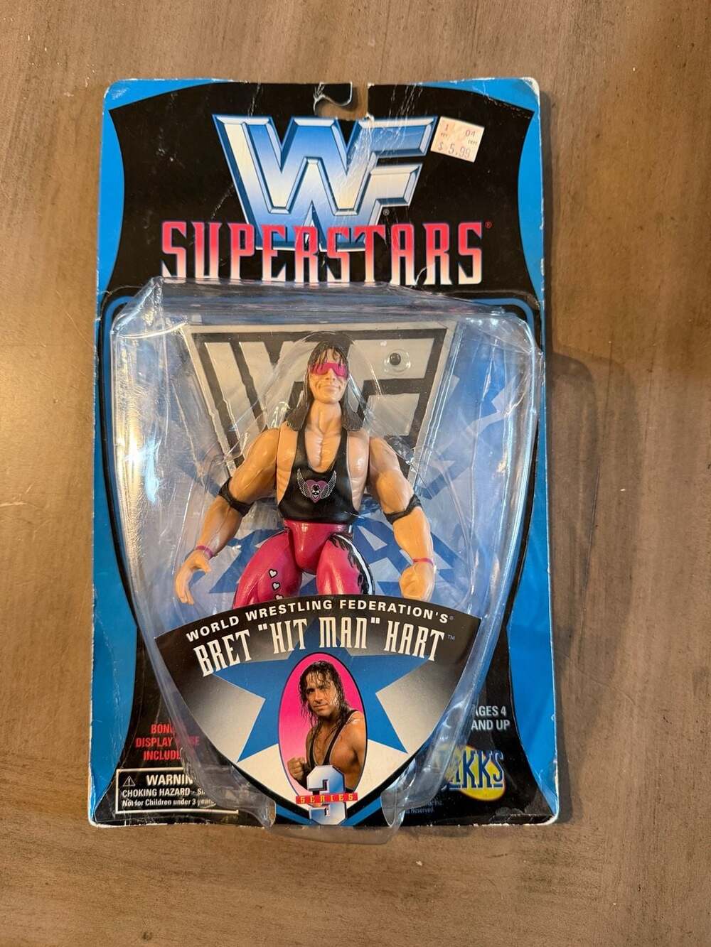 1996 Jakks Pacific WWF Superstars Series 3 Bret "Hit Man" Hart Bone Crunching Ac